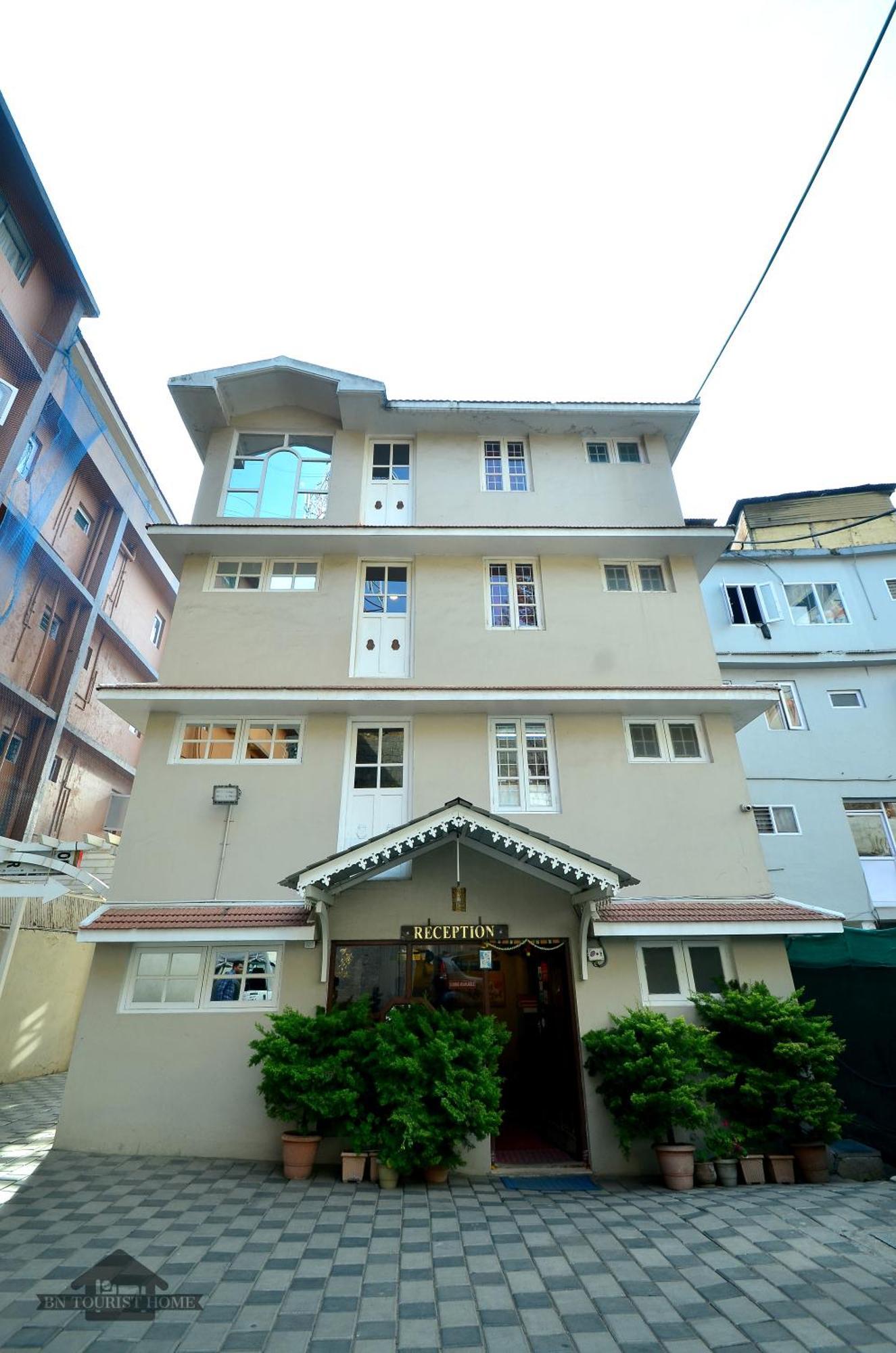 Bn Tourist Home 乌提 外观 照片
